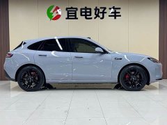 AITO M5 Extended Range Max RS AWD Advanced Intelligent Driving Edition - ფოტო 4