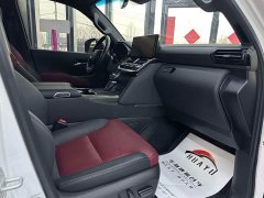 Toyota Land Cruiser (Imported) LC300 3.5T VX-R Emperor Edition - ფოტო 9
