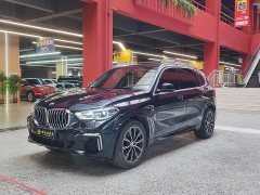 BMW X5 xDrive 30Li M Sport Premium Package - ფოტო 1