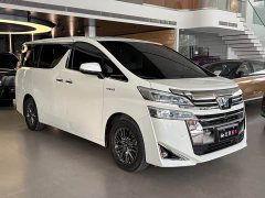 Toyota Vellfire Crown Hybrid 2.5L HV Luxury Edition - фото 3