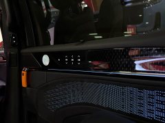 Zeekr Geely Zeekr 009 Six-Seat Executive AWD 108kWh - ფოტო 19
