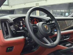 Porsche 2024 Cayenne 3.0T - ფოტო 11