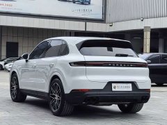 Porsche 2024 Cayenne 3.0T - ფოტო 4