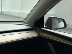 Tesla Model Y Standard Range RWD - ფოტო 19
