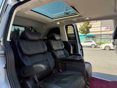 Honda Odyssey 2.0L e:HEV Luxury - ფოტო 11