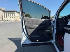 Honda Odyssey 2.0L e:HEV Luxury - ფოტო 16