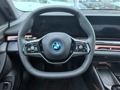 BMW i5 2024 eDrive 35L Luxury Edition Premium Package - ფოტო 10