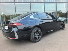 BMW i5 2024 eDrive 35L Luxury Edition Premium Package - ფოტო 4