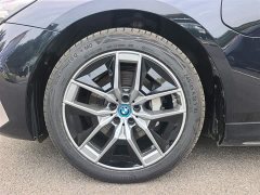 BMW i5 2024 eDrive 35L Luxury Edition Premium Package - ფოტო 8