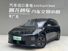 Li Auto i8 Standard Edition - ფოტო 1