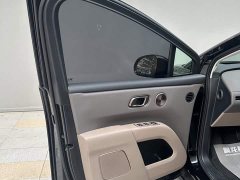 Li Auto i8 Standard Edition - ფოტო 12