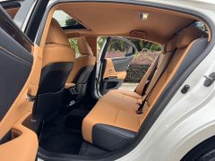 Lexus ES 200 Excellence Edition - ფოტო 6