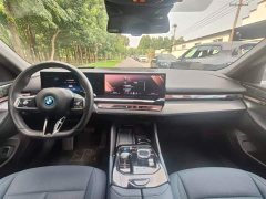 BMW i5 xDrive 50L M Sport Package - ფოტო 7