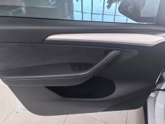 Tesla Model Y Long Range All-Wheel Drive - ფოტო 15