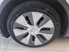Tesla Model Y Long Range All-Wheel Drive - ფოტო 7