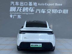 Tesla Model Y Rear-Wheel Drive - ფოტო 4
