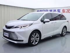 Toyota Sienna 2.5L Hybrid Platinum Edition - ფოტო 1