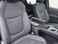 Toyota Sienna 2.5L Hybrid Platinum Edition - ფოტო 10