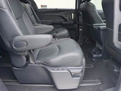 Toyota Sienna 2.5L Hybrid Platinum Edition - ფოტო 12