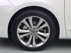 Toyota Sienna 2.5L Hybrid Platinum Edition - ფოტო 4