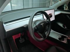 Tesla Model Y Rear-Wheel Drive - ფოტო 13