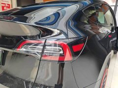 Tesla Model Y Rear-Wheel Drive - ფოტო 14