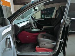 Tesla Model Y Rear-Wheel Drive - ფოტო 7