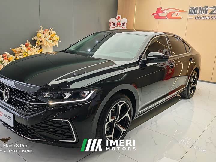 Volkswagen Passat 380TSI Starry Sky Dragon Ascendant Edition - ავტომობილი ჩინეთიდან