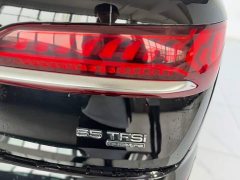 Audi Q7 55 TFSI quattro S line Sport - ფოტო 14