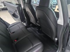 Tesla Model Y Long Range All-Wheel Drive - ფოტო 11