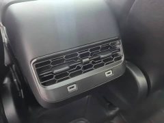 Tesla Model Y Long Range All-Wheel Drive - ფოტო 15