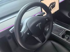 Tesla Model Y Long Range All-Wheel Drive - ფოტო 16