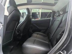Tesla Model Y Long Range All-Wheel Drive - ფოტო 9