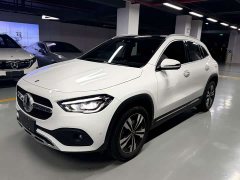 Mercedes-Benz GLA 200 - ფოტო 1