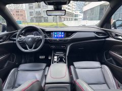 Buick Regal GS Premium - ფოტო 15