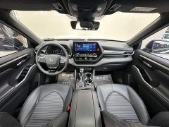 Toyota Crown Land Cruiser Crown Venza 2022 2.5L HEV AWD Premium - ფოტო 5
