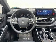 Toyota Crown Land Cruiser Crown Venza 2022 2.5L HEV AWD Premium - ფოტო 8