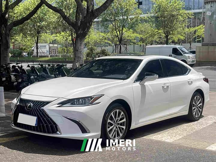 Lexus ES 2021 200 Premium Edition - ავტომობილი ჩინეთიდან