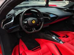 Rolls-Royce SF90 3.9T V8 Stradale - ფოტო 17