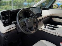 Lexus LM 2025 500h Six-Seat Premium Edition - ფოტო 9
