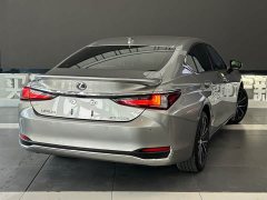 Lexus ES 2022 300h Premium Edition - ფოტო 4