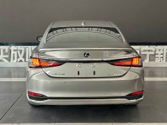 Lexus ES 2022 300h Premium Edition - ფოტო 5