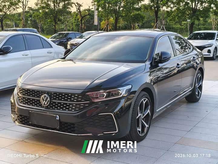 Volkswagen Passat Facelift 330TSI Starry Sky Luxury Edition - ავტომობილი ჩინეთიდან