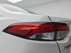 Toyota Corolla 2022 Hybrid 1.8H E-CVT Luxury - ფოტო 9