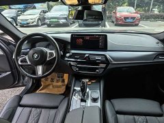 BMW 5 Series (Imported) 525i M Sport Package - ფოტო 10