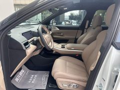 XPeng G9 725 Max - ფოტო 11