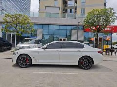 BMW 5 Series 530Li Premier Luxury Package - ფოტო 3