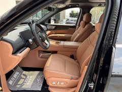 Leapmotor D19 Extended Range 500 Deluxe Edition Six-Seater - ფოტო 11