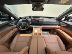 Leapmotor D19 Extended Range 500 Deluxe Edition Six-Seater - ფოტო 6