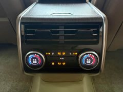 Land Rover Range Rover 3.0L V6 400PS Extended Wheelbase Prestige Edition - ფოტო 15